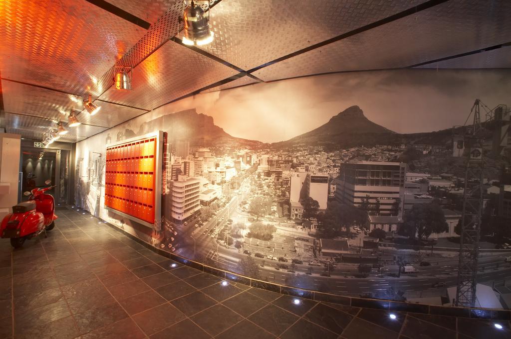 Metropolis Luxury Apartments เคปทาวน์ ภายนอก รูปภาพ