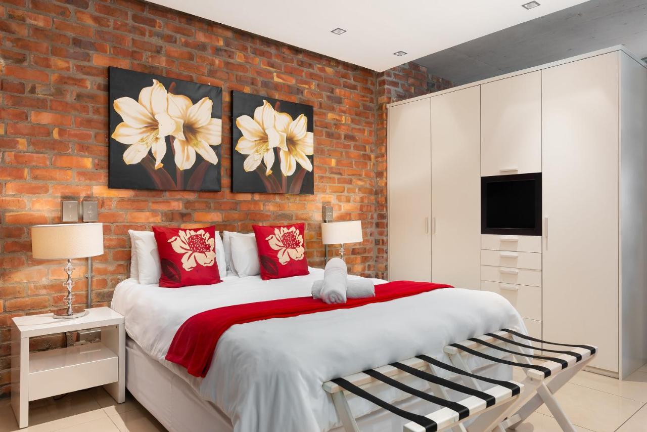 Metropolis Luxury Apartments เคปทาวน์ ภายนอก รูปภาพ