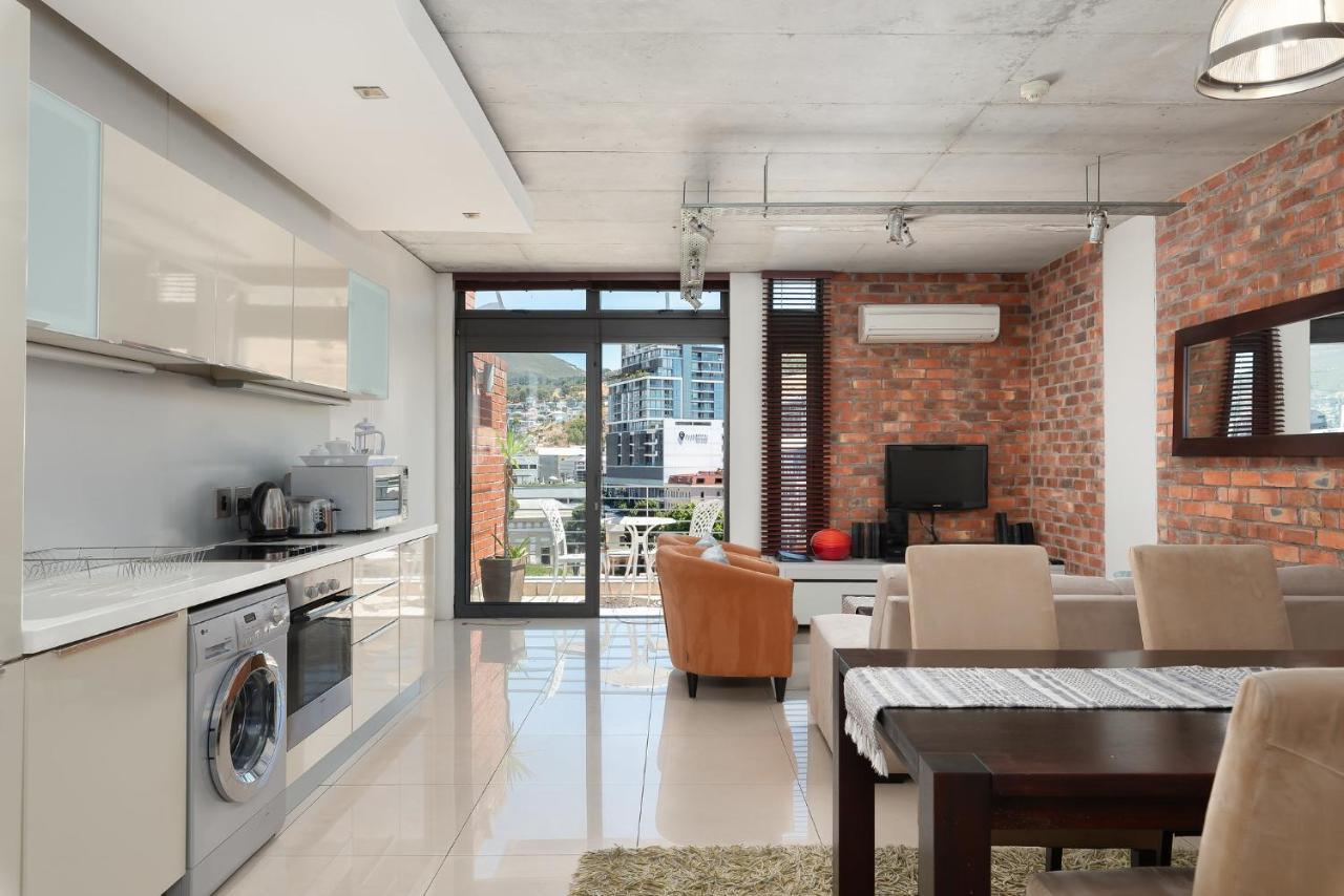 Metropolis Luxury Apartments เคปทาวน์ ภายนอก รูปภาพ