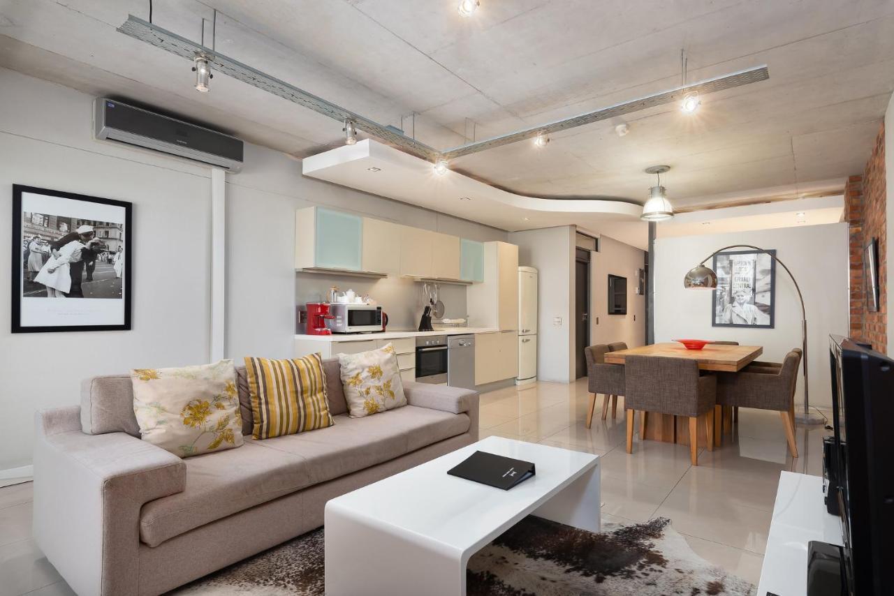 Metropolis Luxury Apartments เคปทาวน์ ภายนอก รูปภาพ