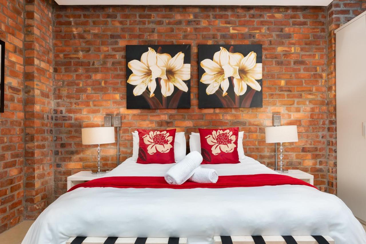 Metropolis Luxury Apartments เคปทาวน์ ภายนอก รูปภาพ